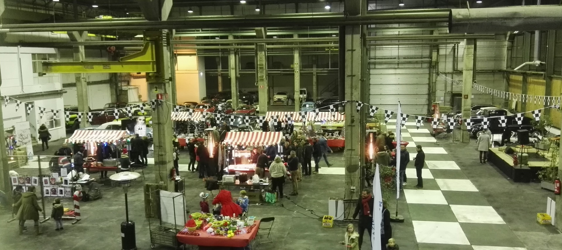 MOLENBERNGATIE ANTWERP CHRISTMAS MARKET MOLENBERNGATIE ANTWERP CHRISTMAS MARKET